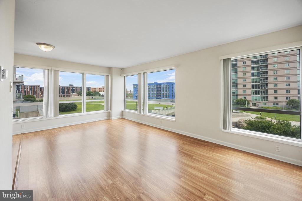 901 N Penn St #P506