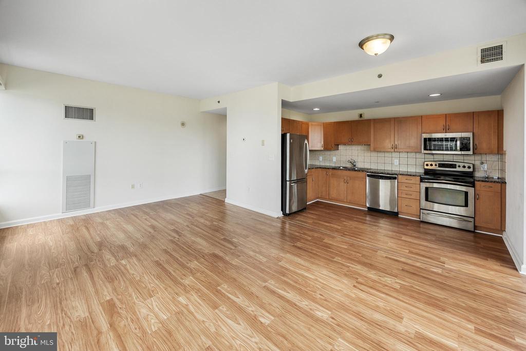 901 N Penn St #P506