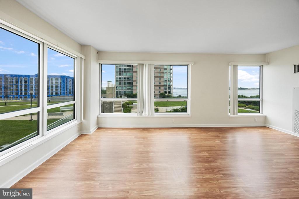901 N Penn St #P506