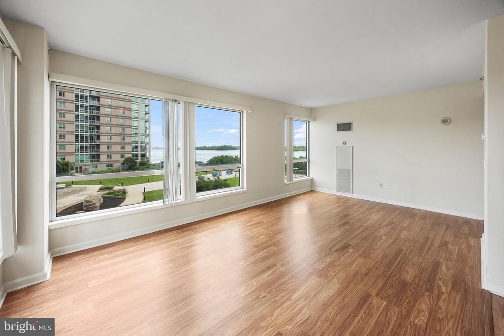 901 N Penn St #P506