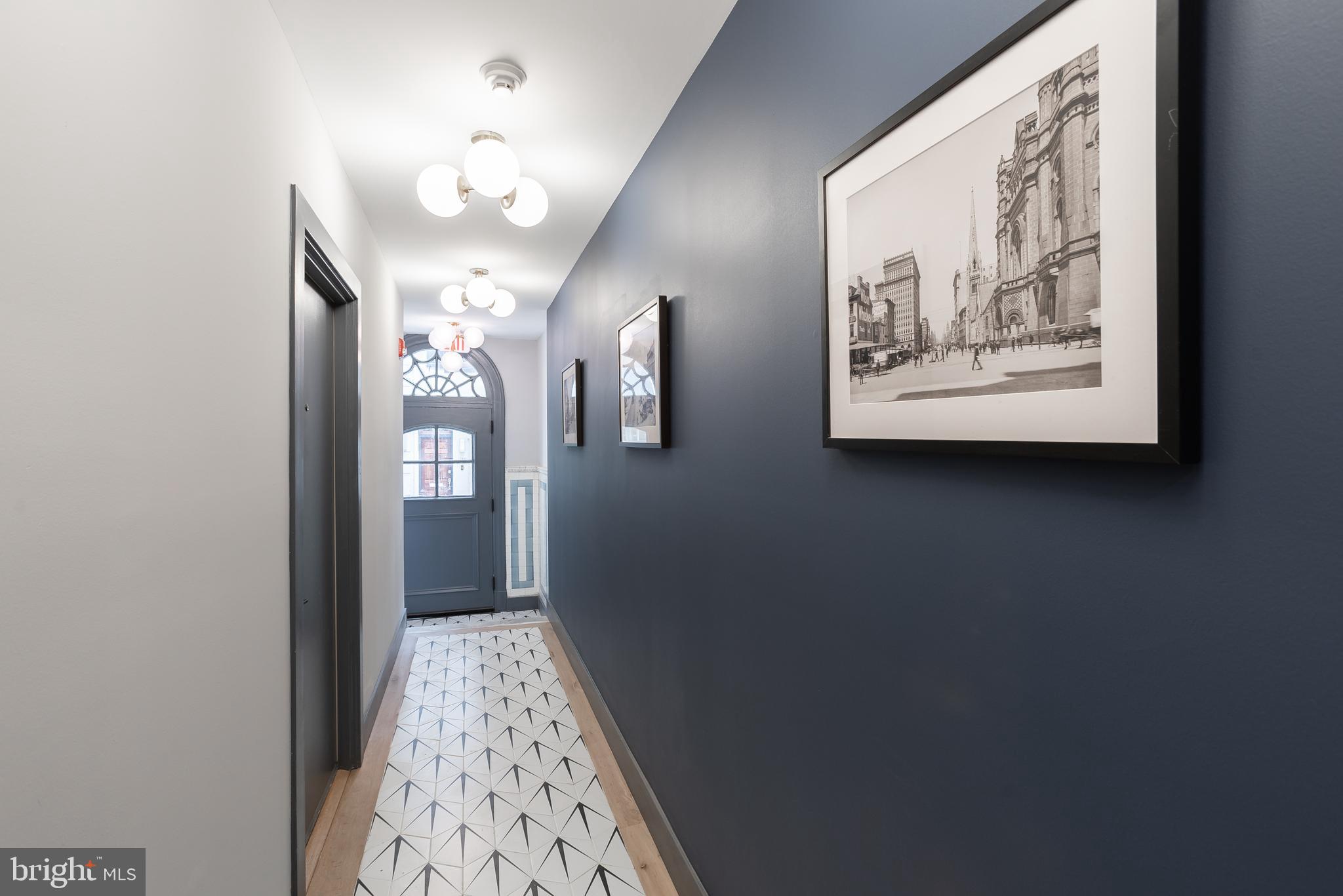 1707 RITTENHOUSE SQUARE 1F