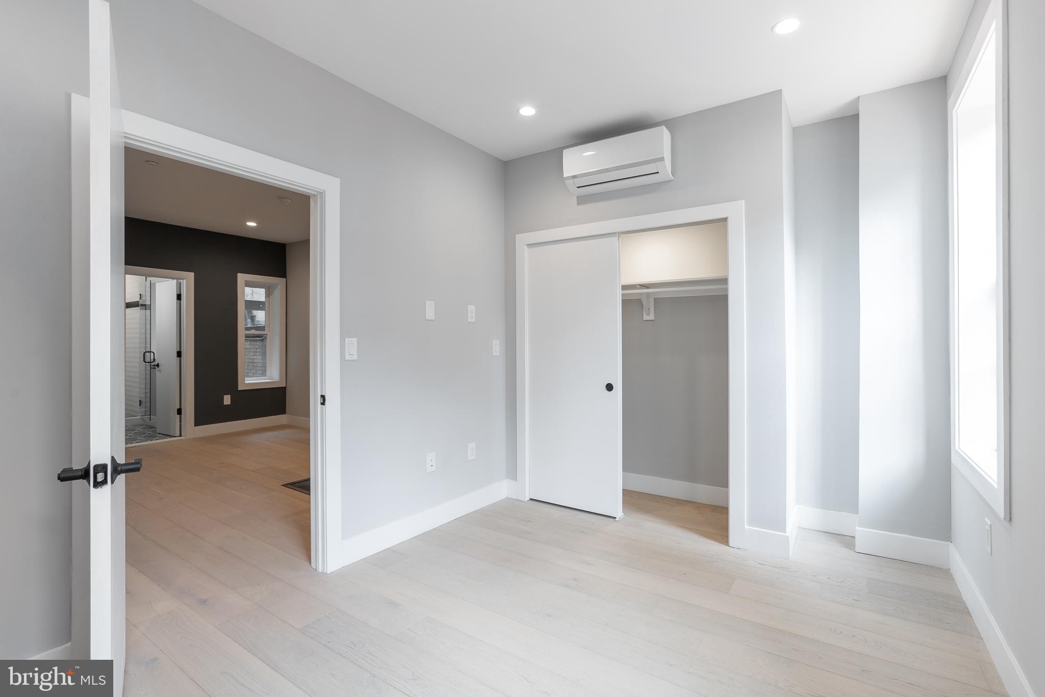 1707 RITTENHOUSE SQUARE 1F