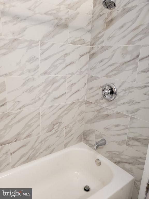 411 SHURS LANE