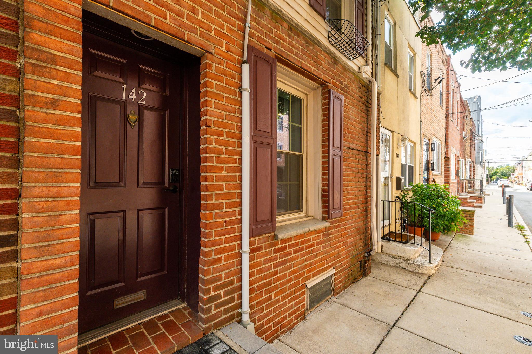 142 WATKINS STREET