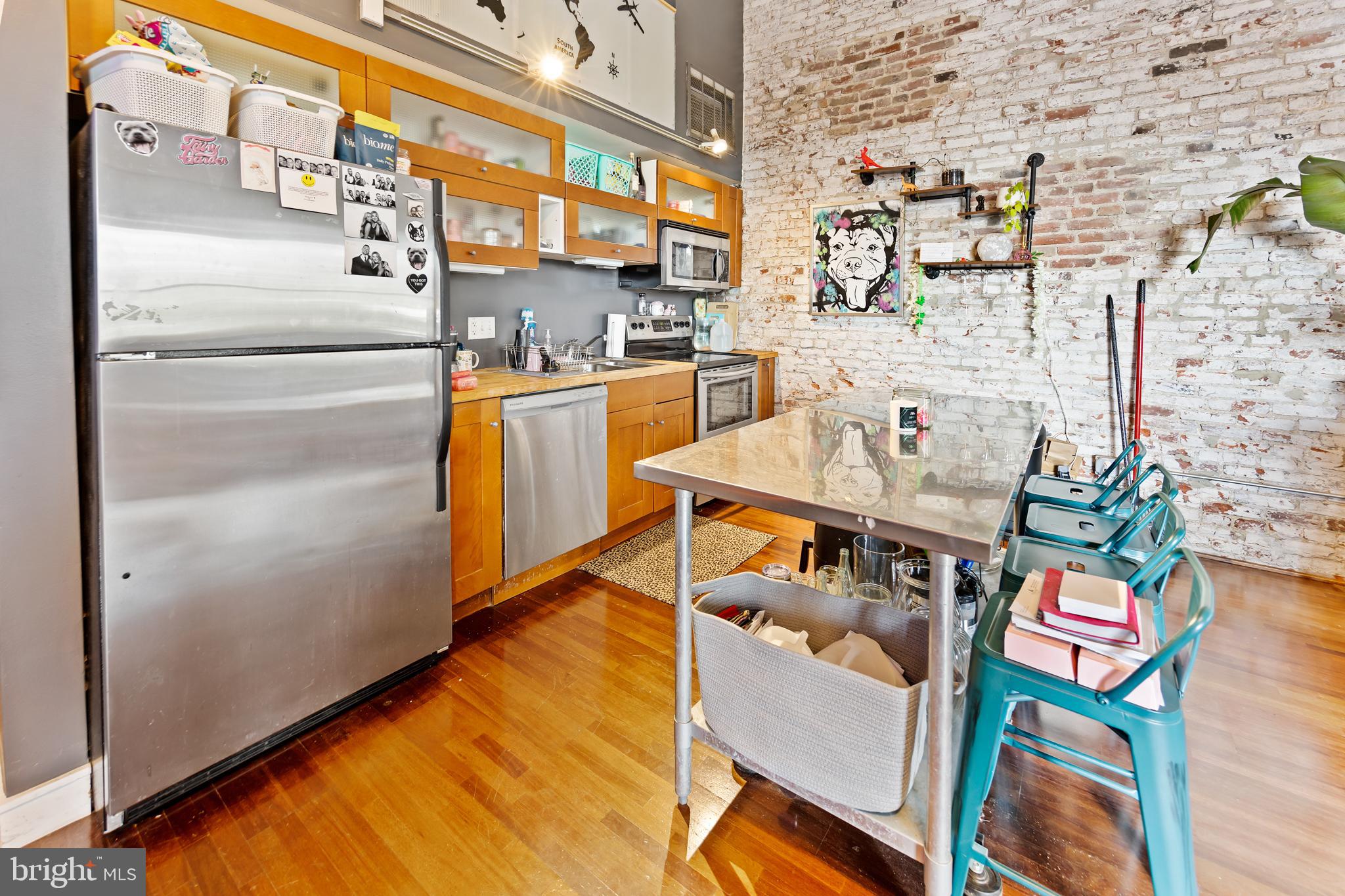 3132 E THOMPSON STREET 48 2A