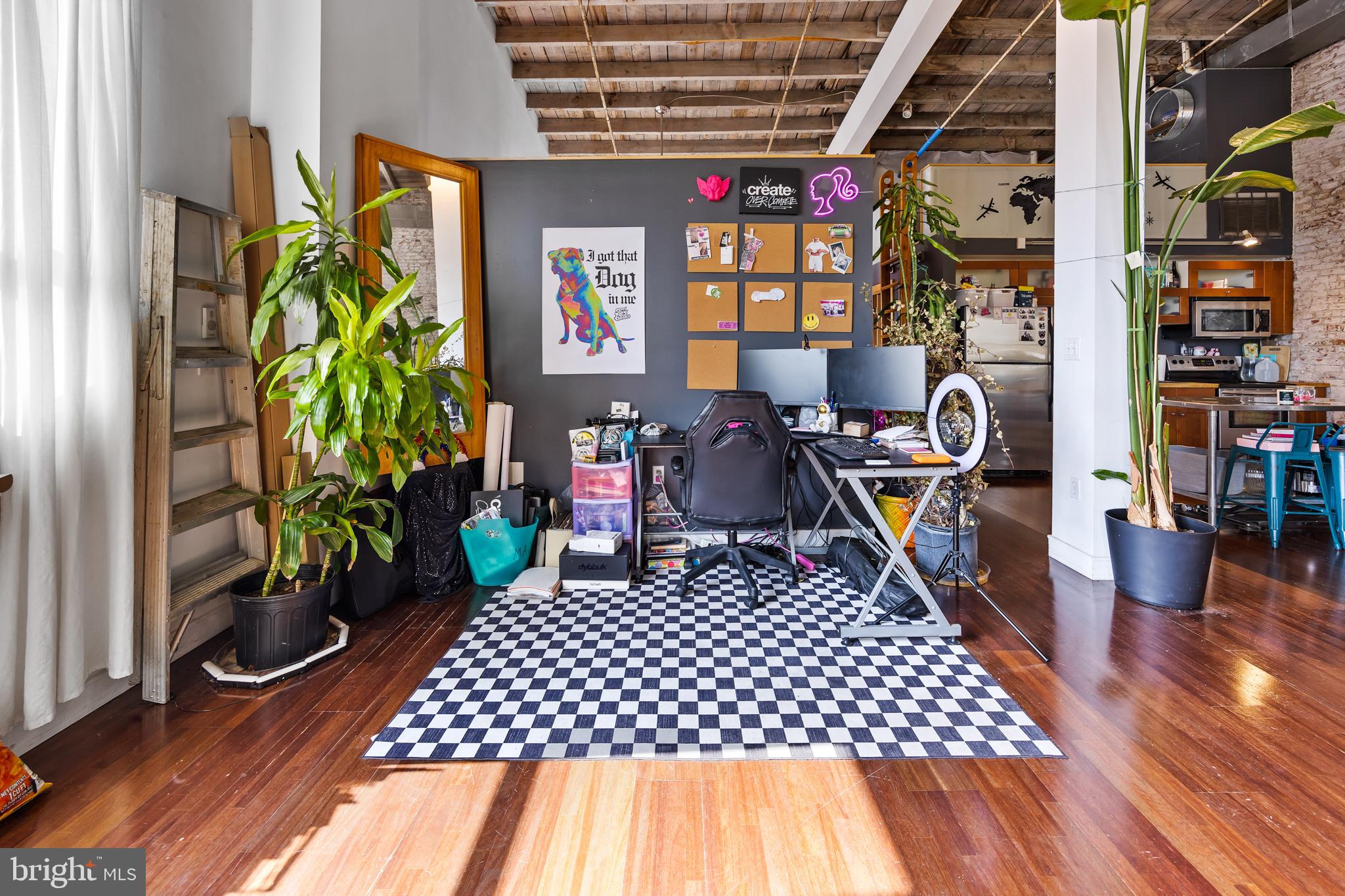 3132 E THOMPSON STREET 48 2A