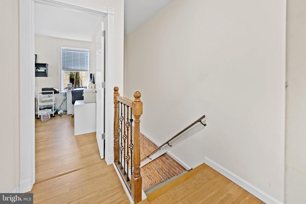 131 CARSON STREET