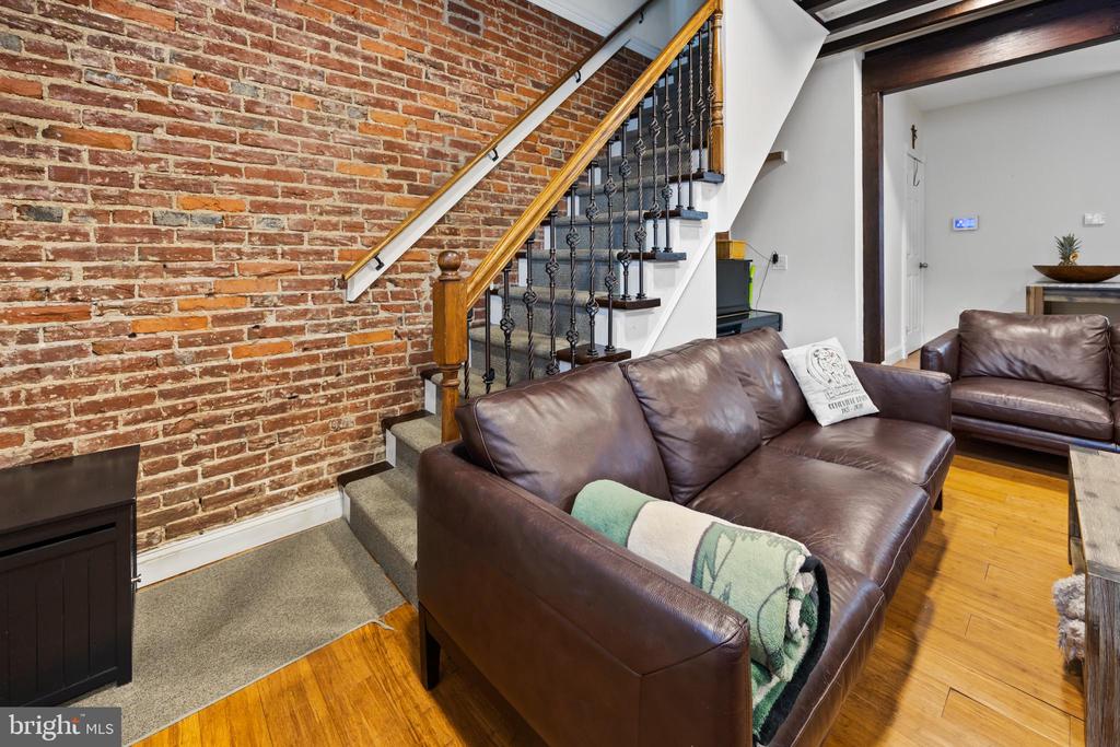 131 CARSON STREET