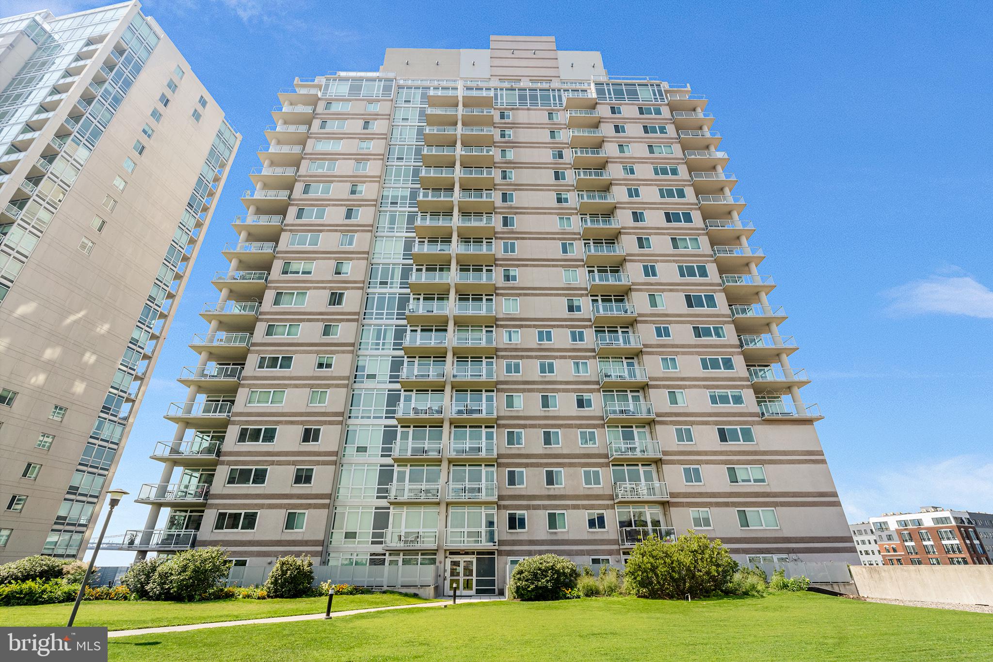 901 N PENN STREET F305