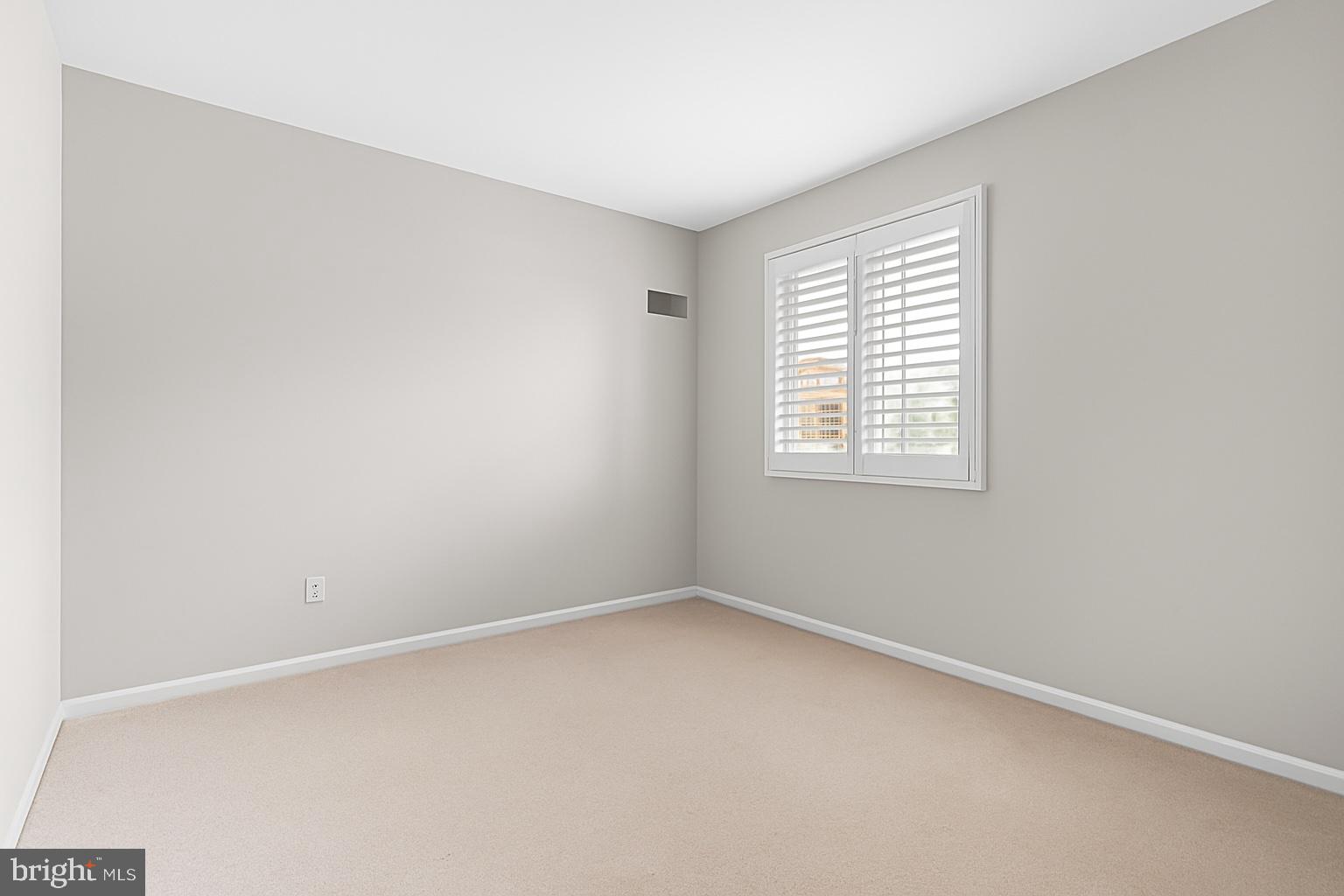 901 N PENN STREET F305