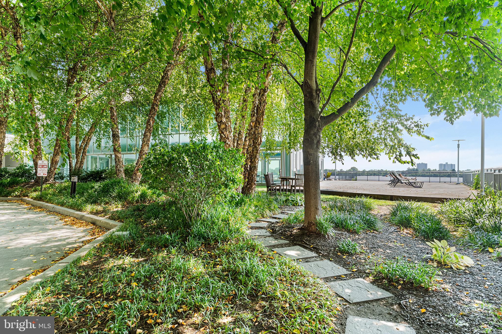 901 N PENN STREET F305