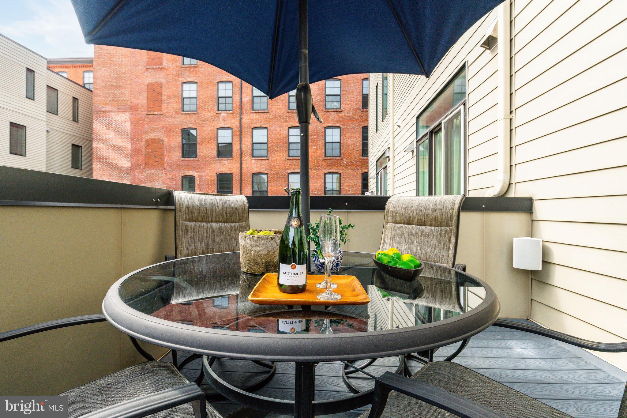 422 FAIRMOUNT AVENUE
