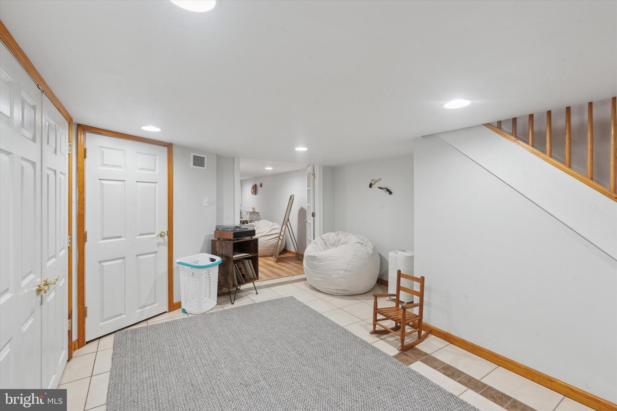 1522 BROWN STREET 1