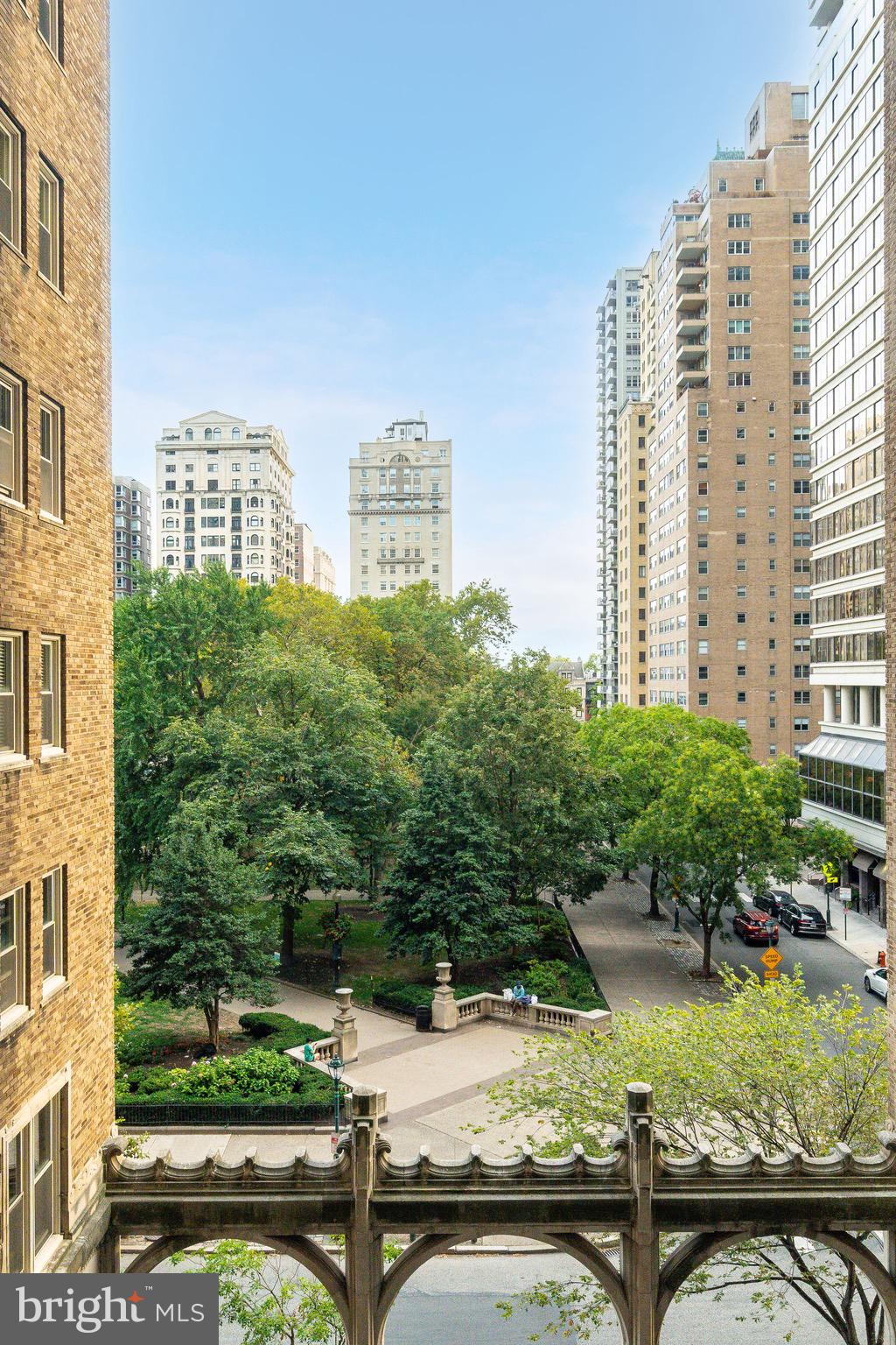 1901 WALNUT STREET 5E