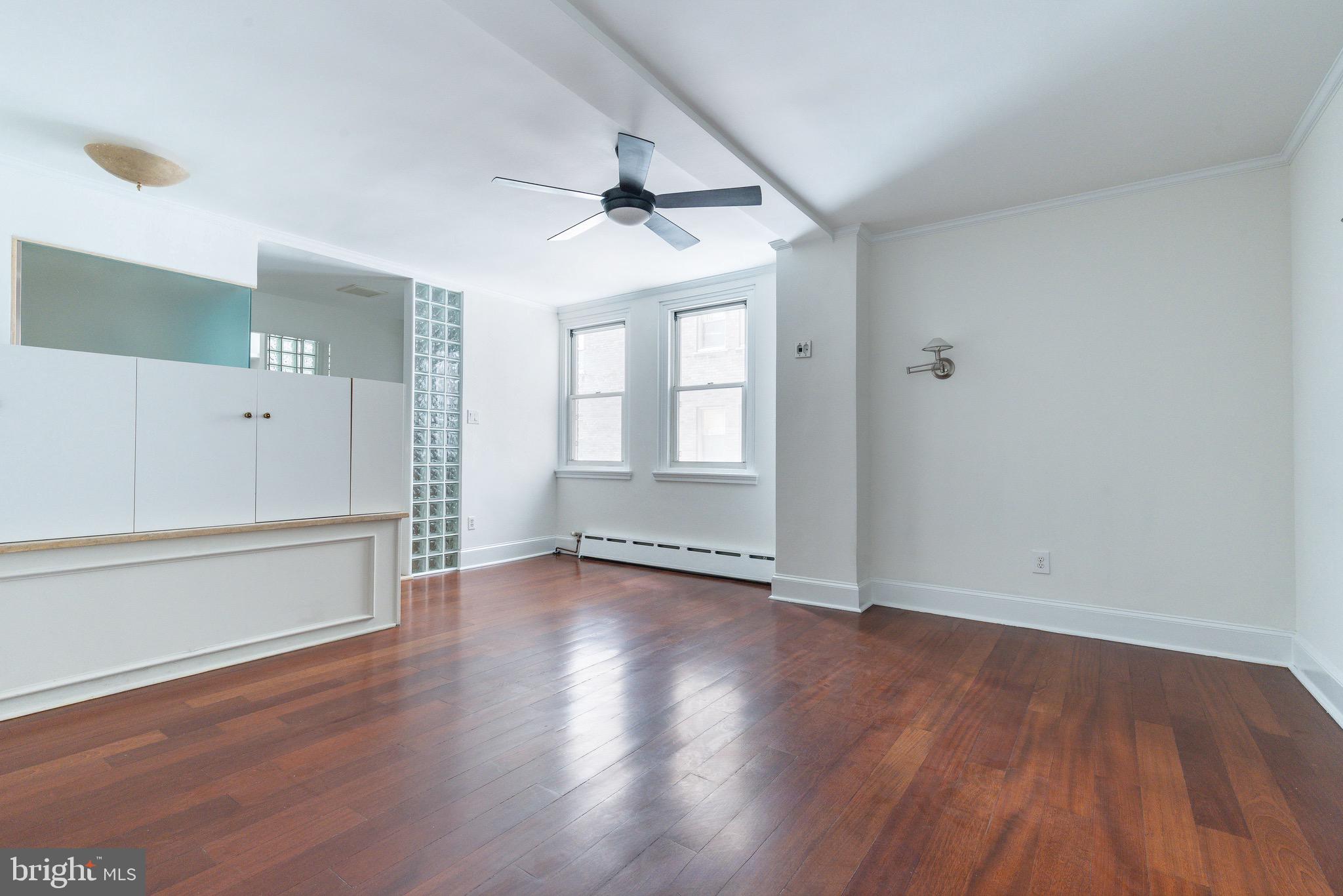1901 WALNUT STREET 5E