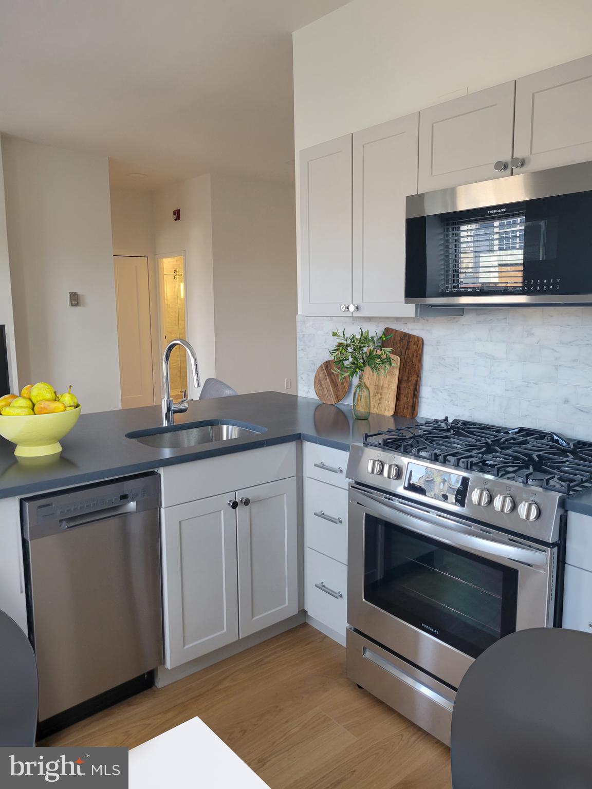 261-269 S 9TH STREET 504