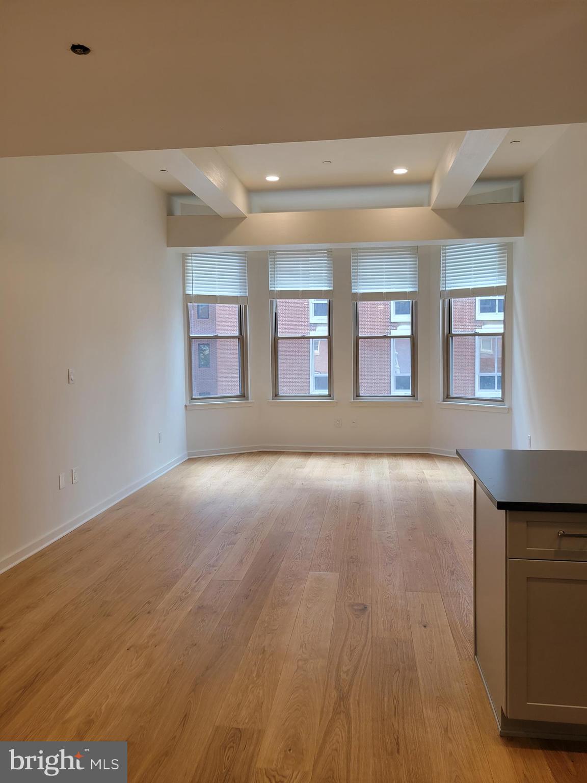 261-269 S 9TH STREET 504