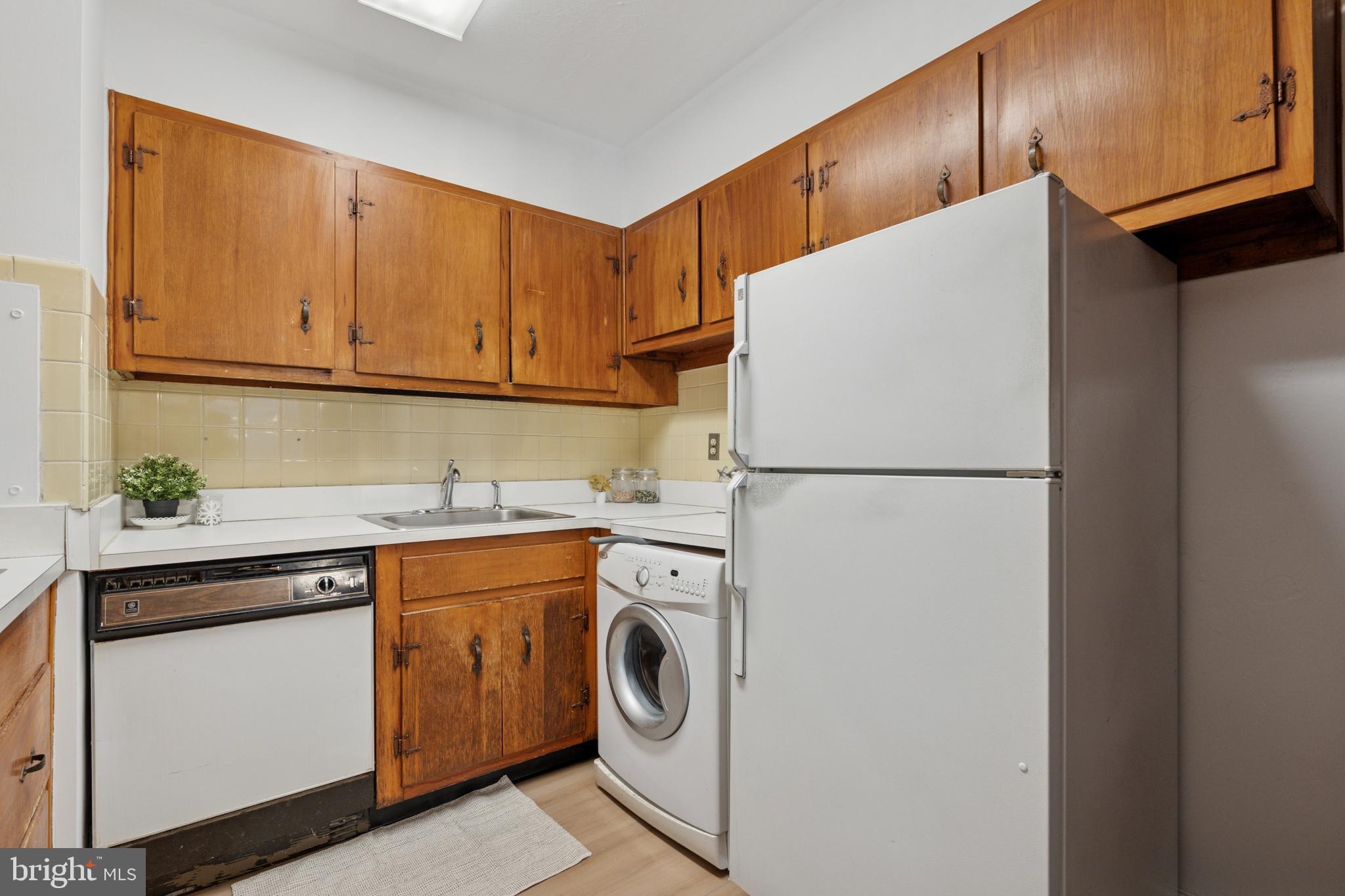 1900 JOHN F KENNEDY BOULEVARD 1920