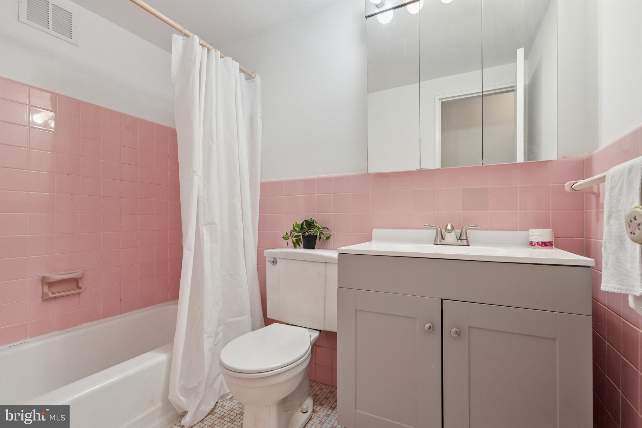 1900 JOHN F KENNEDY BOULEVARD 1920