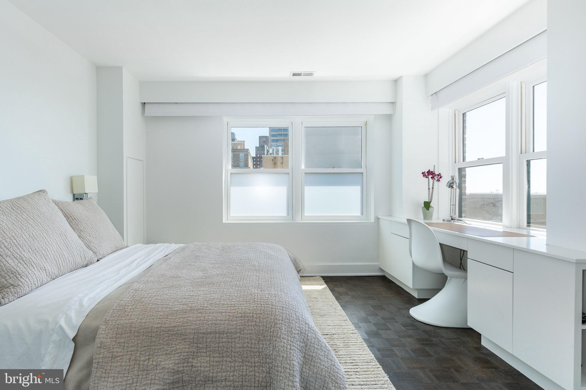 1830 RITTENHOUSE SQUARE R17B