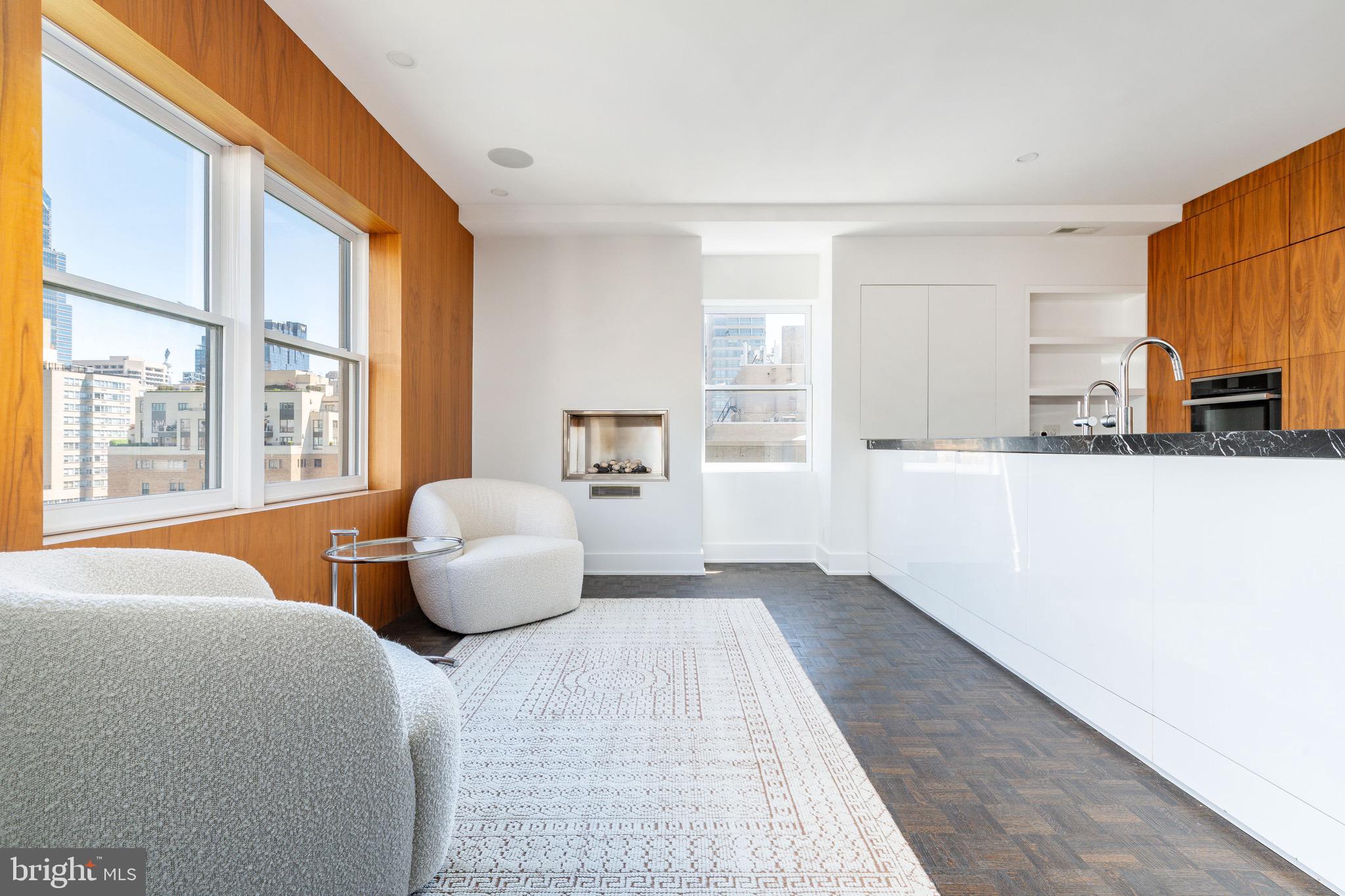 1830 RITTENHOUSE SQUARE R17B