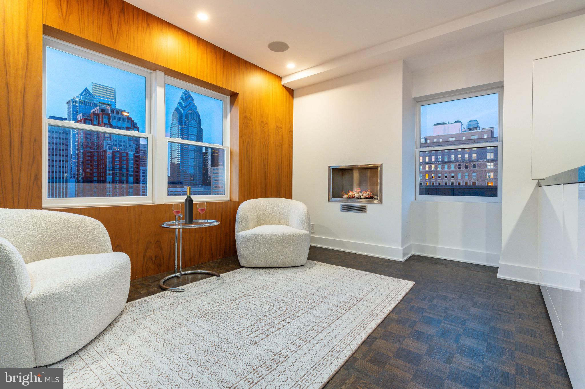 1830 RITTENHOUSE SQUARE R17B