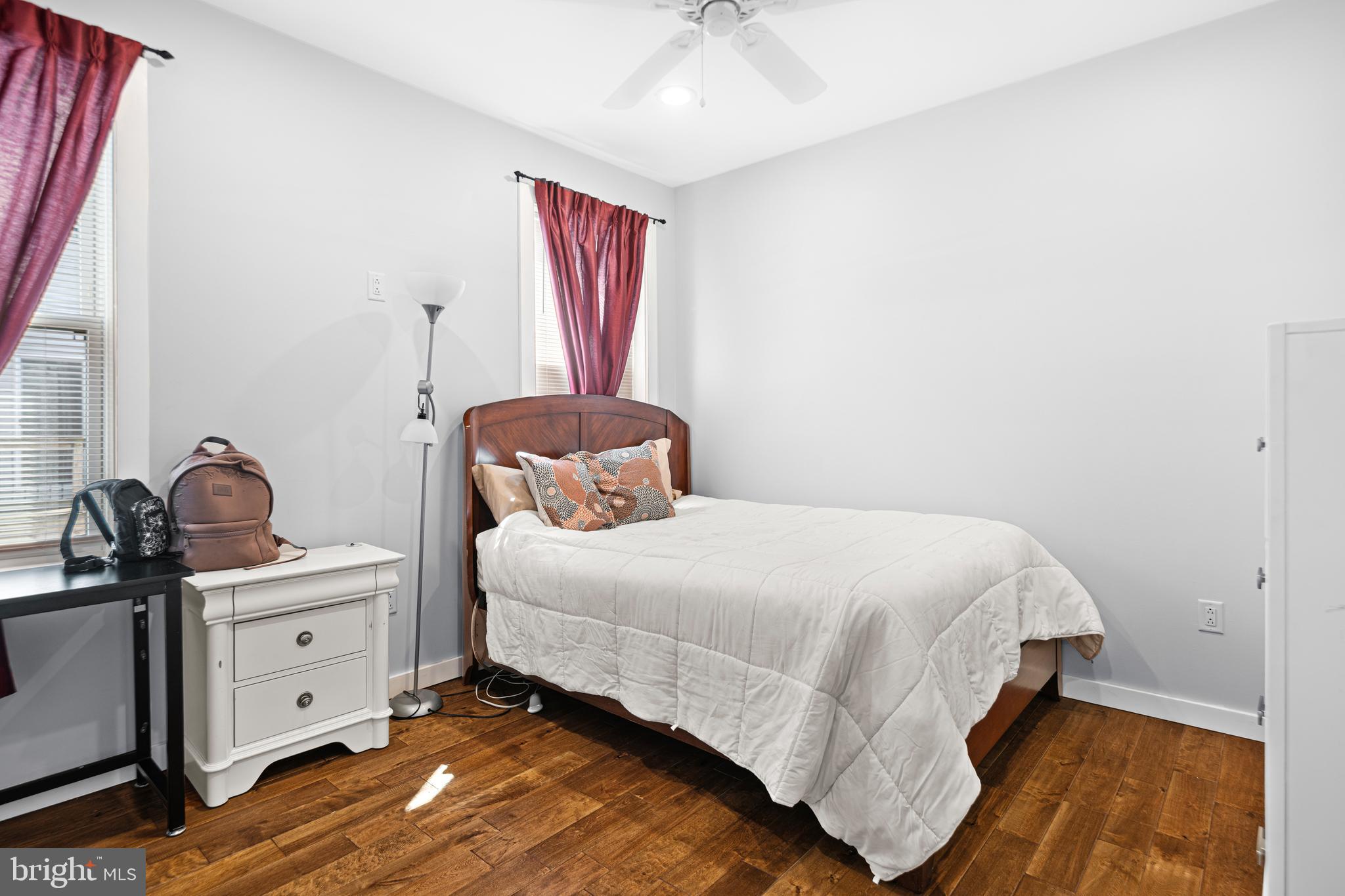 1227 N FRANKLIN STREET 1