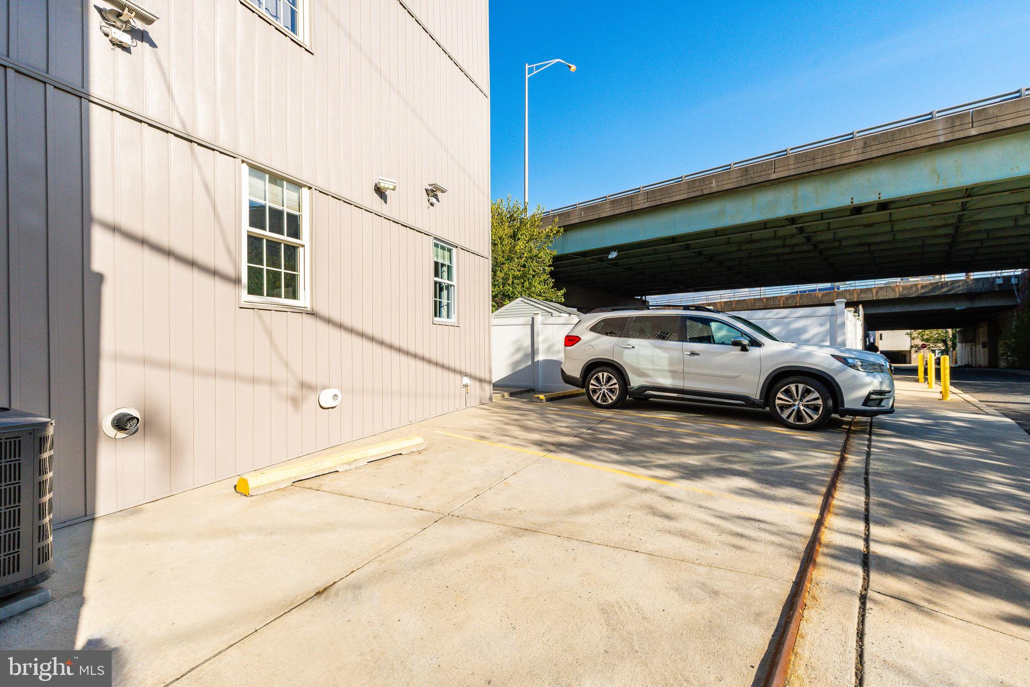 939 NEW MARKET STREET