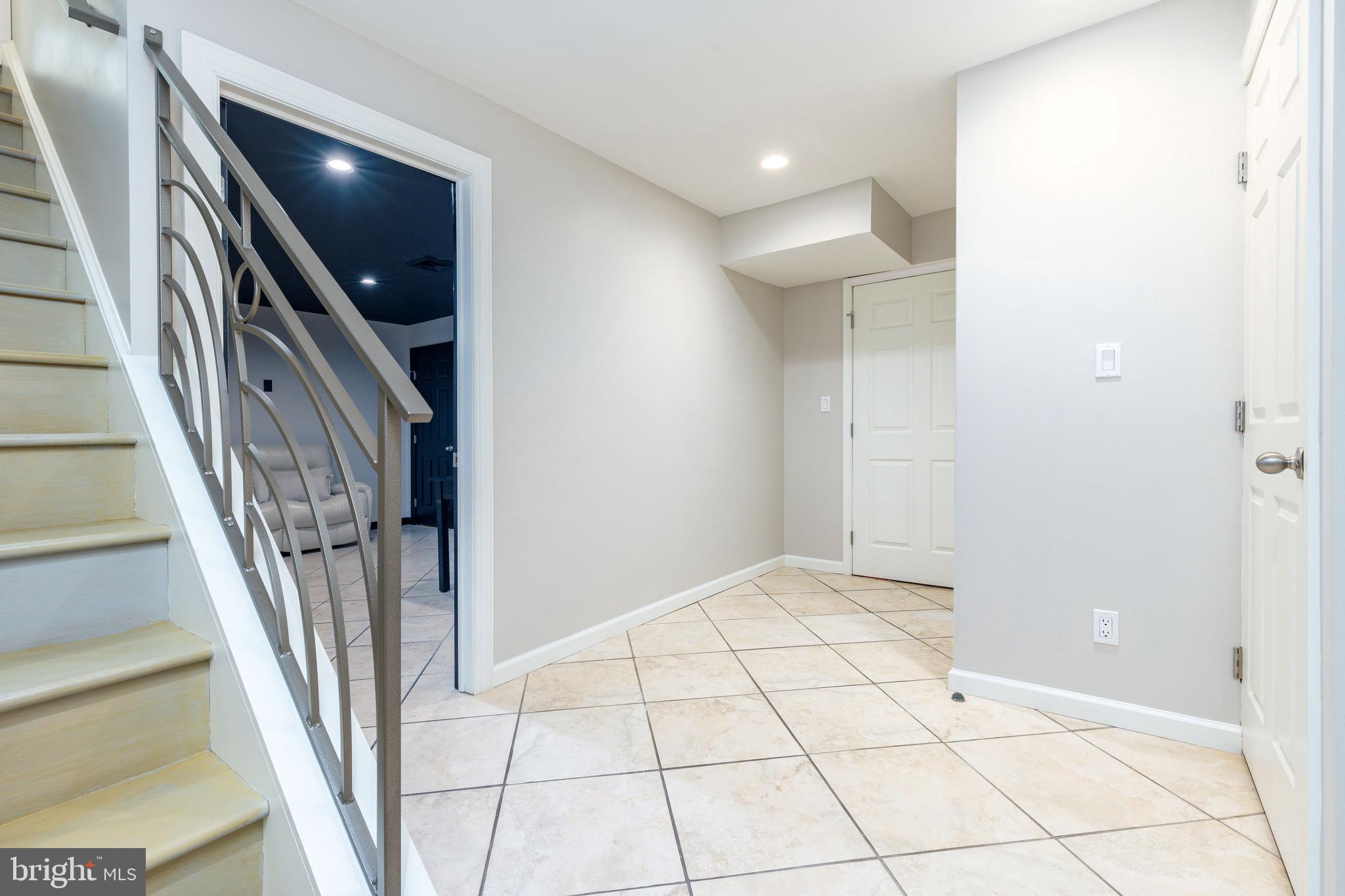 939 NEW MARKET STREET