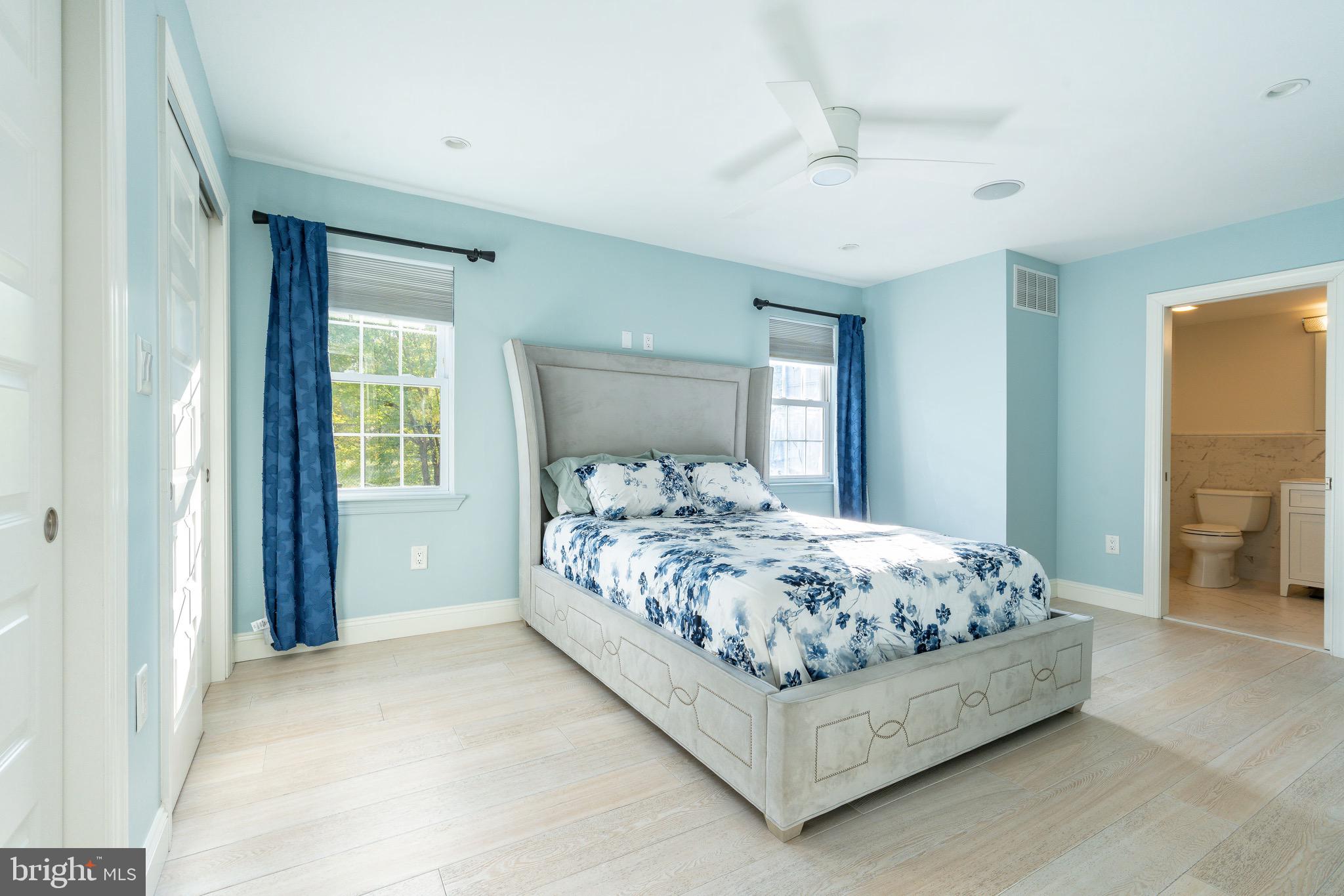 939 NEW MARKET STREET