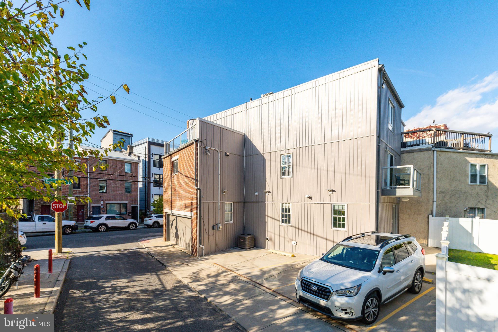 939 NEW MARKET STREET