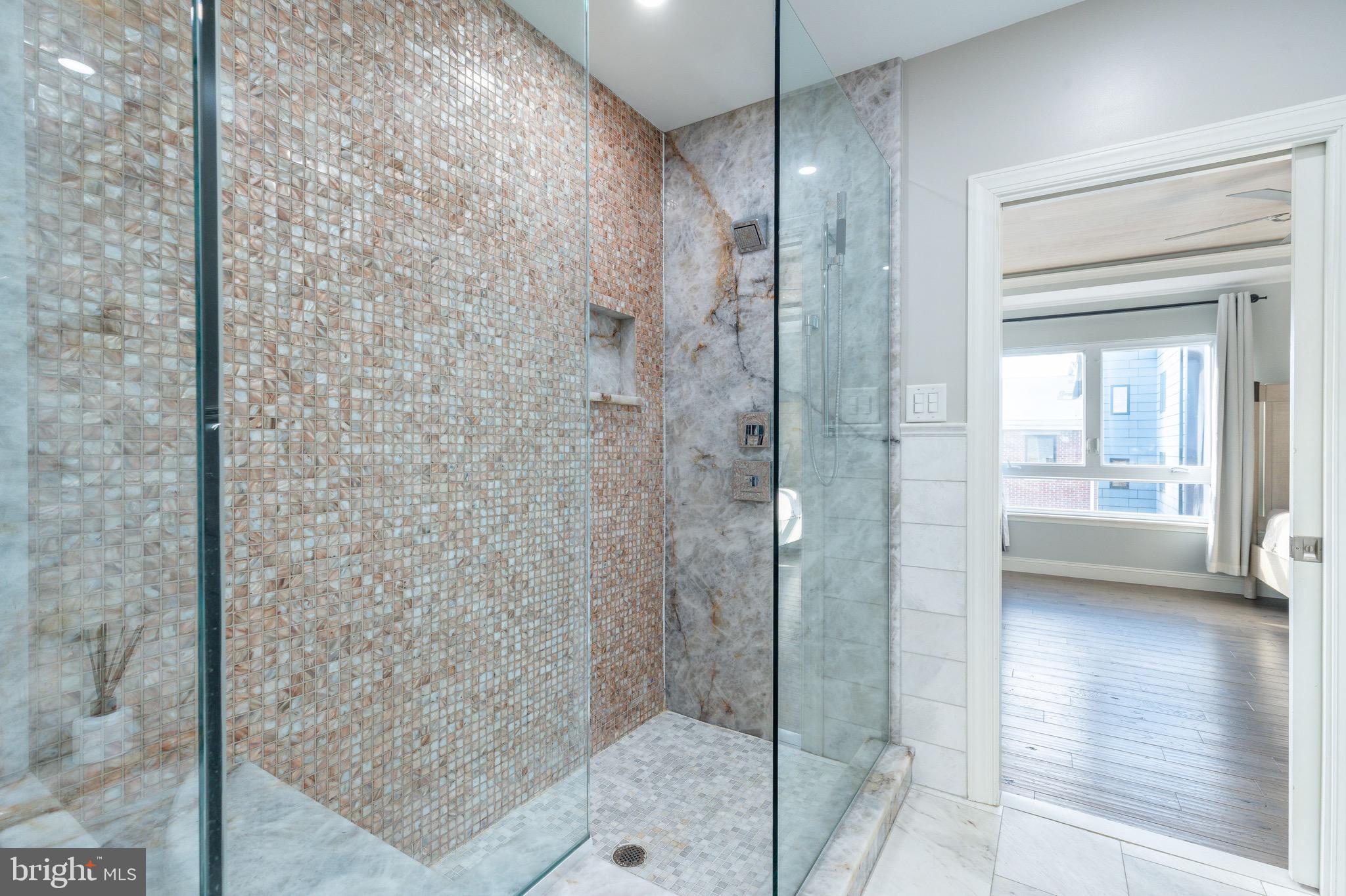 939 NEW MARKET STREET