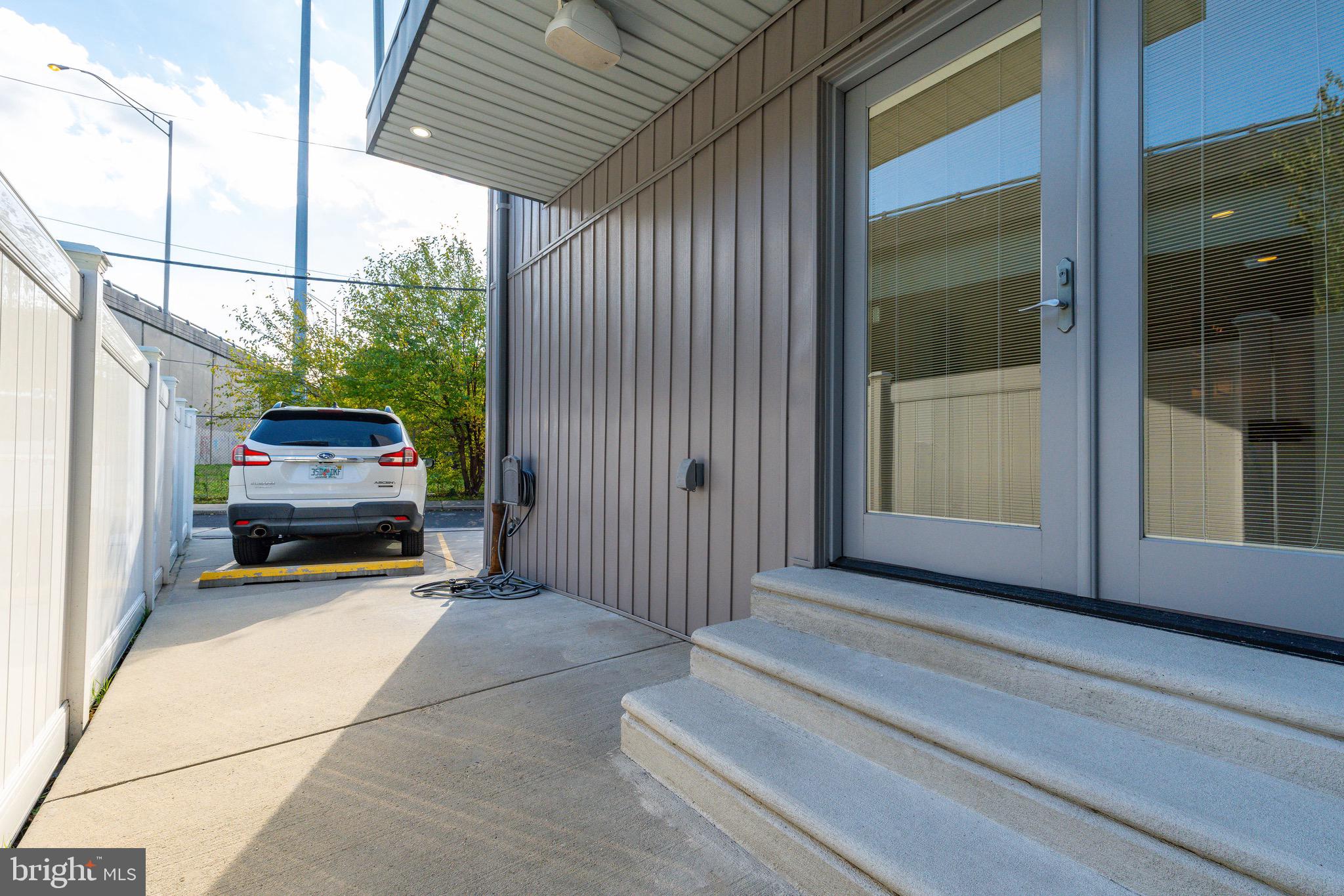 939 NEW MARKET STREET