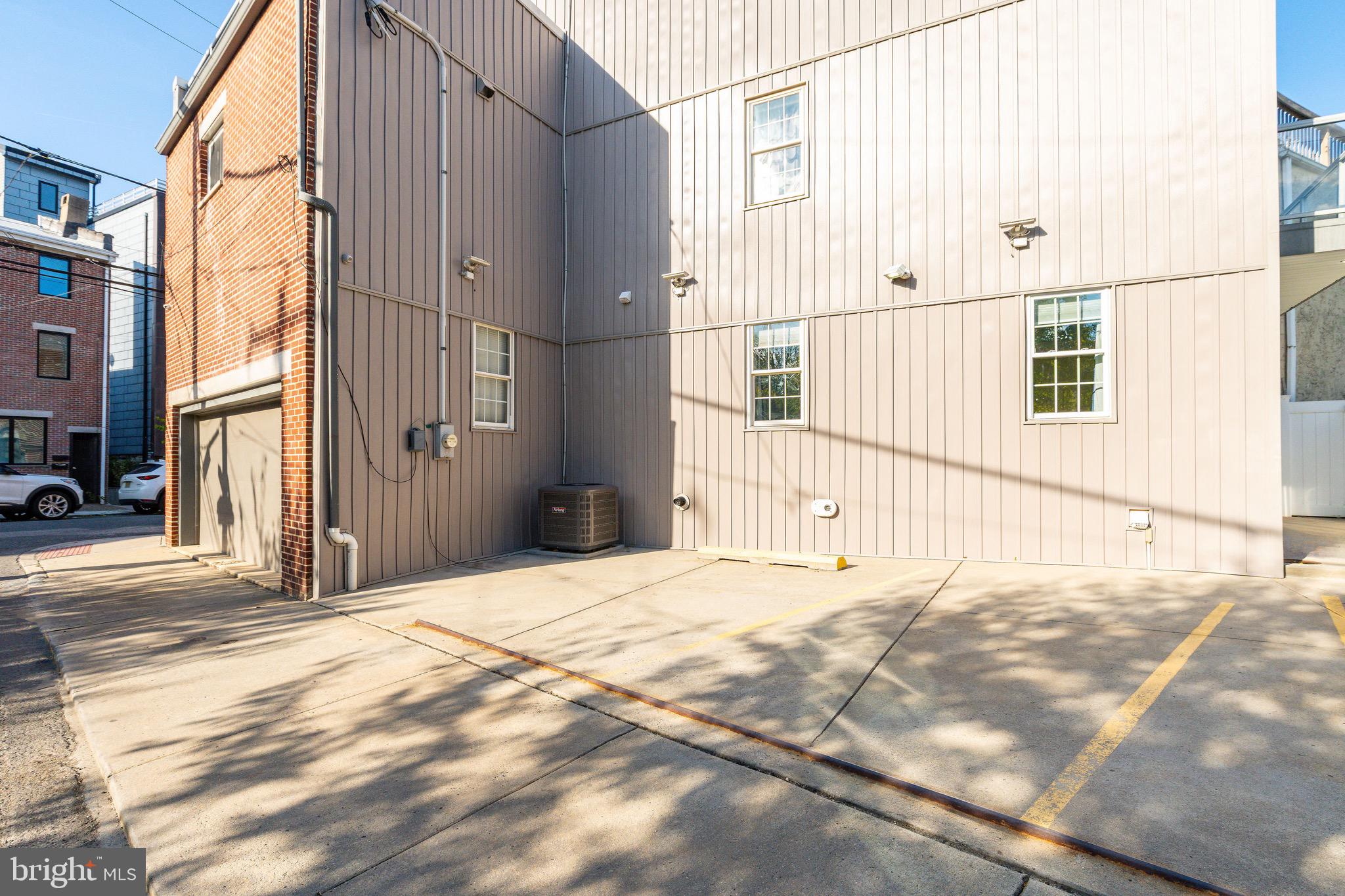 939 NEW MARKET STREET