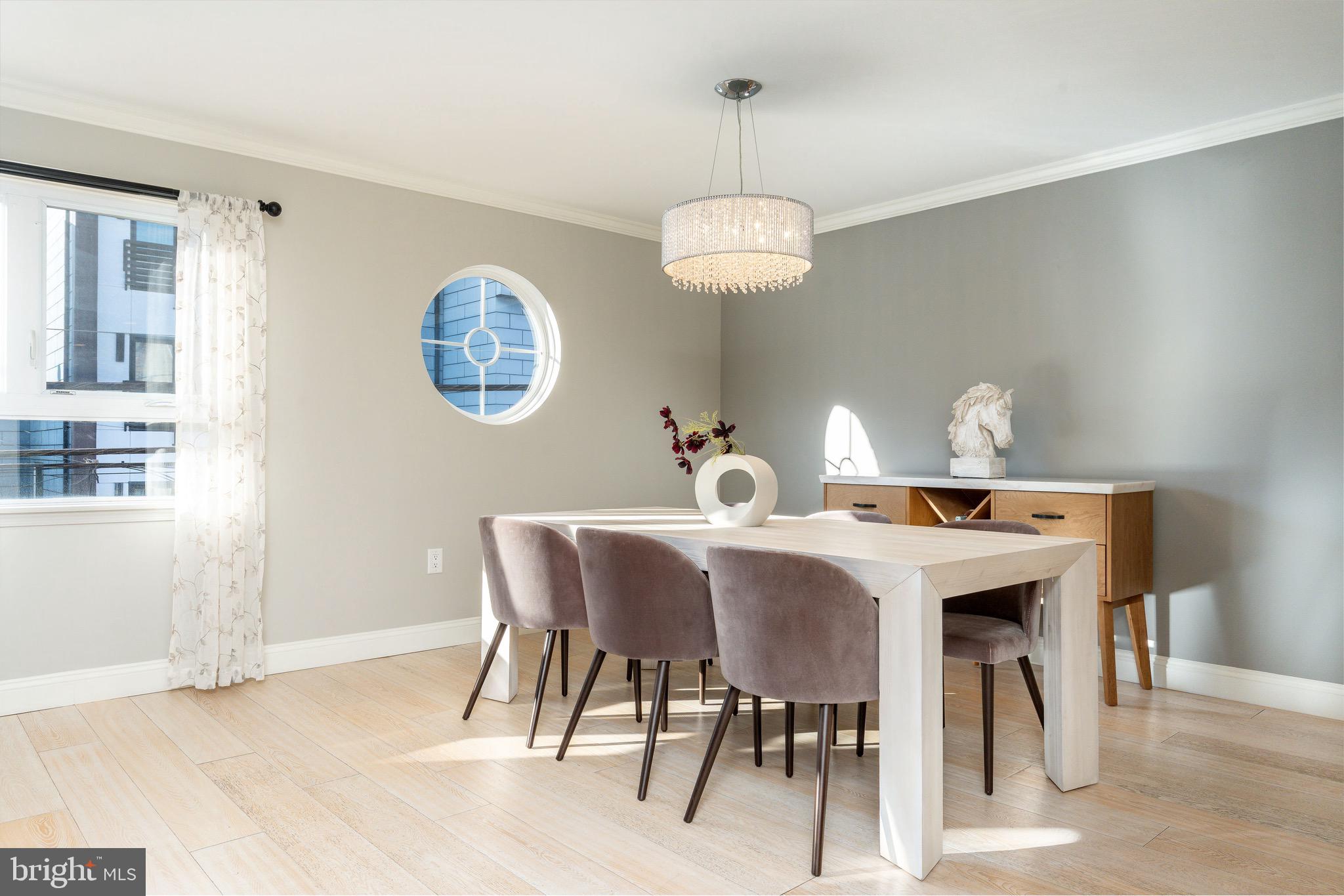 939 NEW MARKET STREET