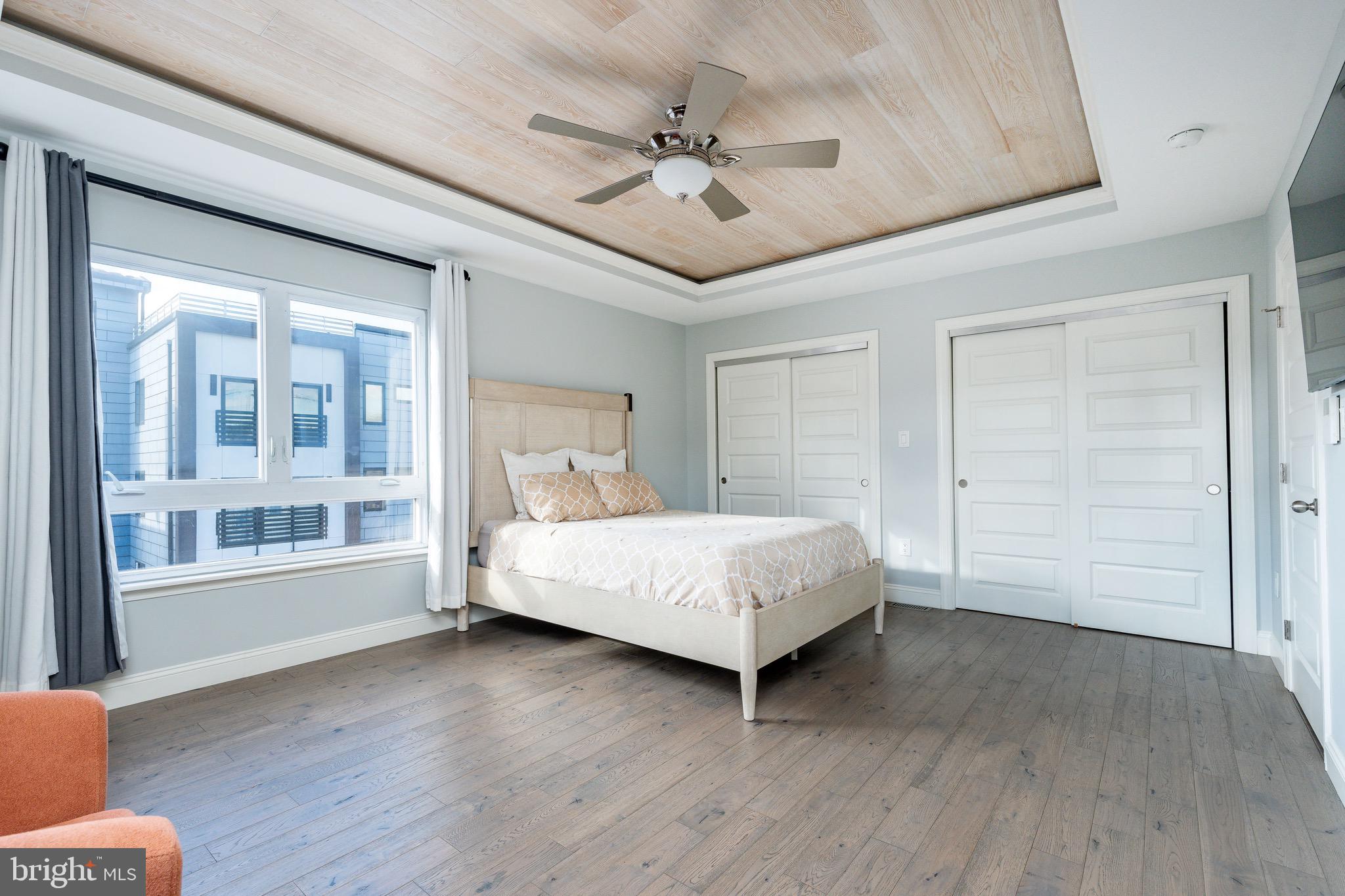 939 NEW MARKET STREET