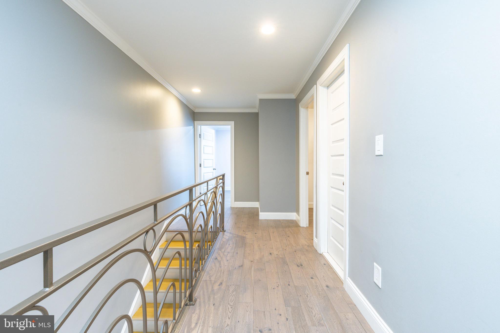 939 NEW MARKET STREET