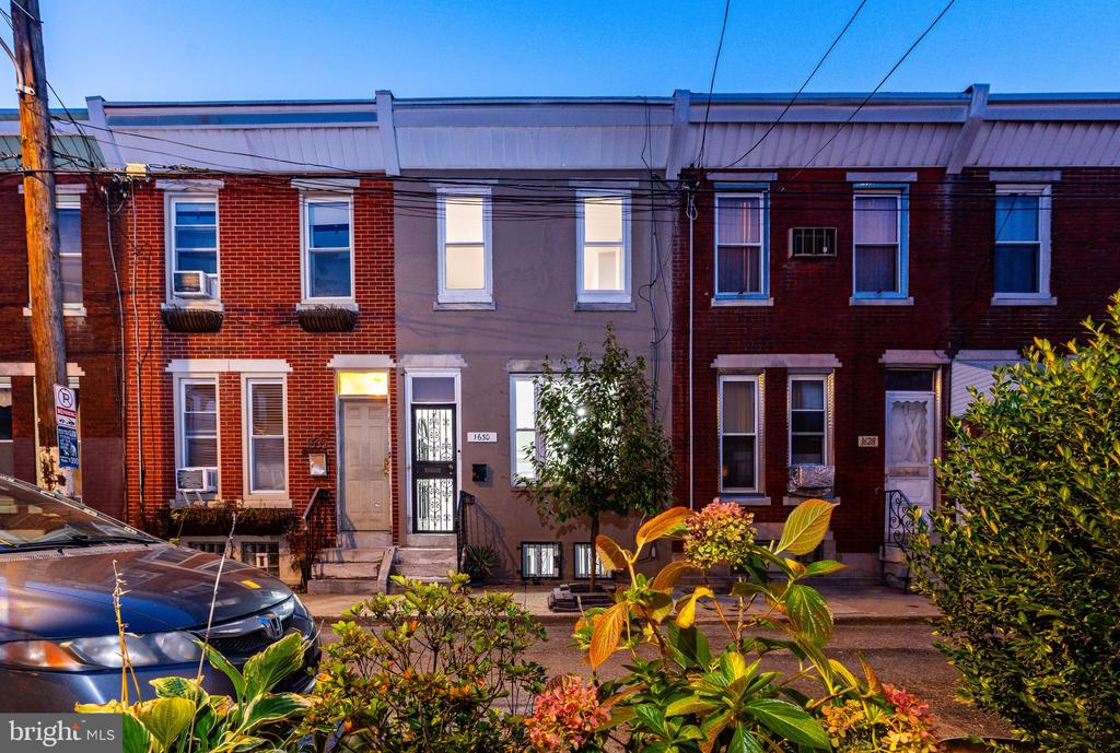 1630 S HICKS STREET