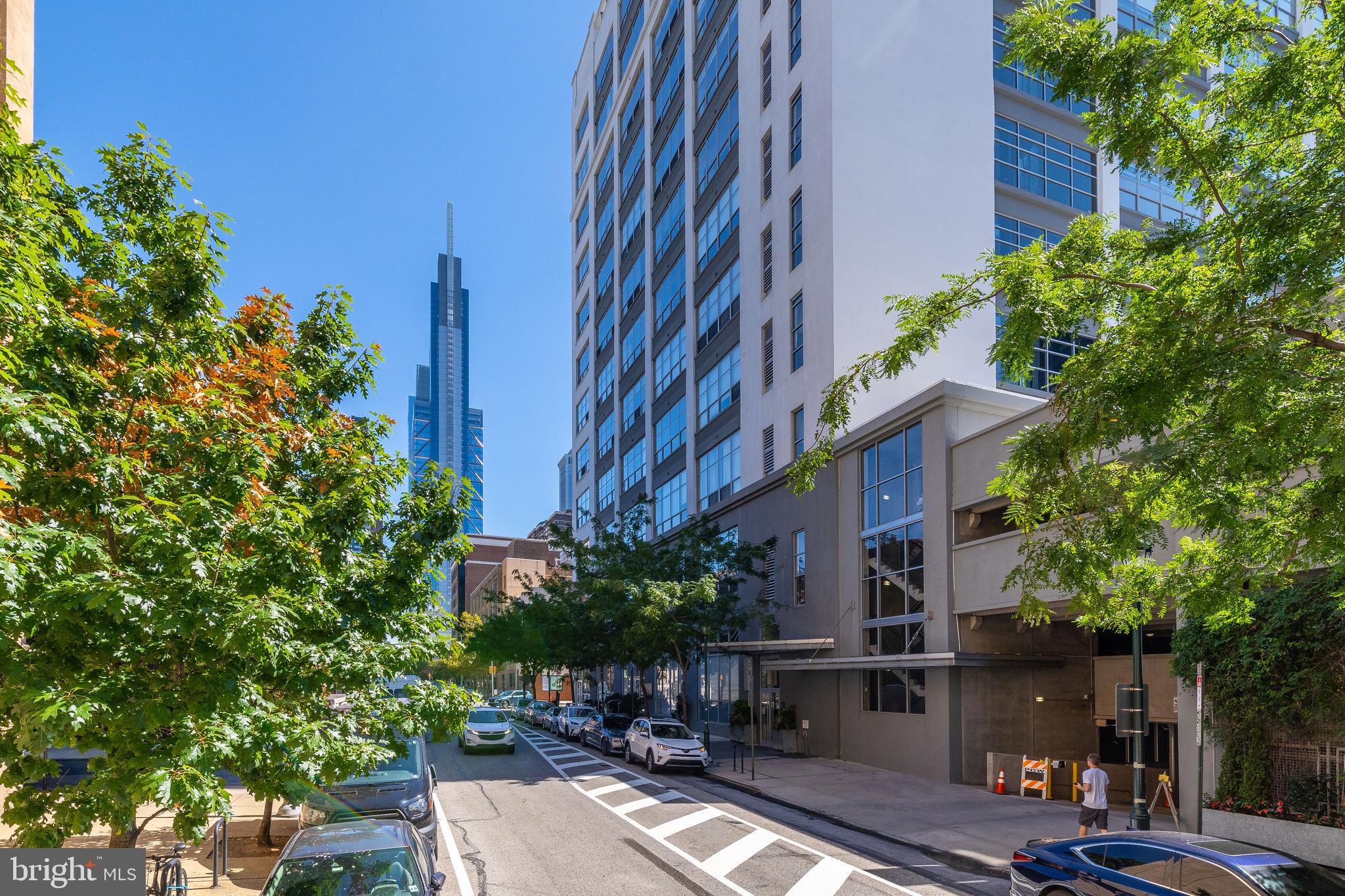 2200 ARCH STREET 28 503