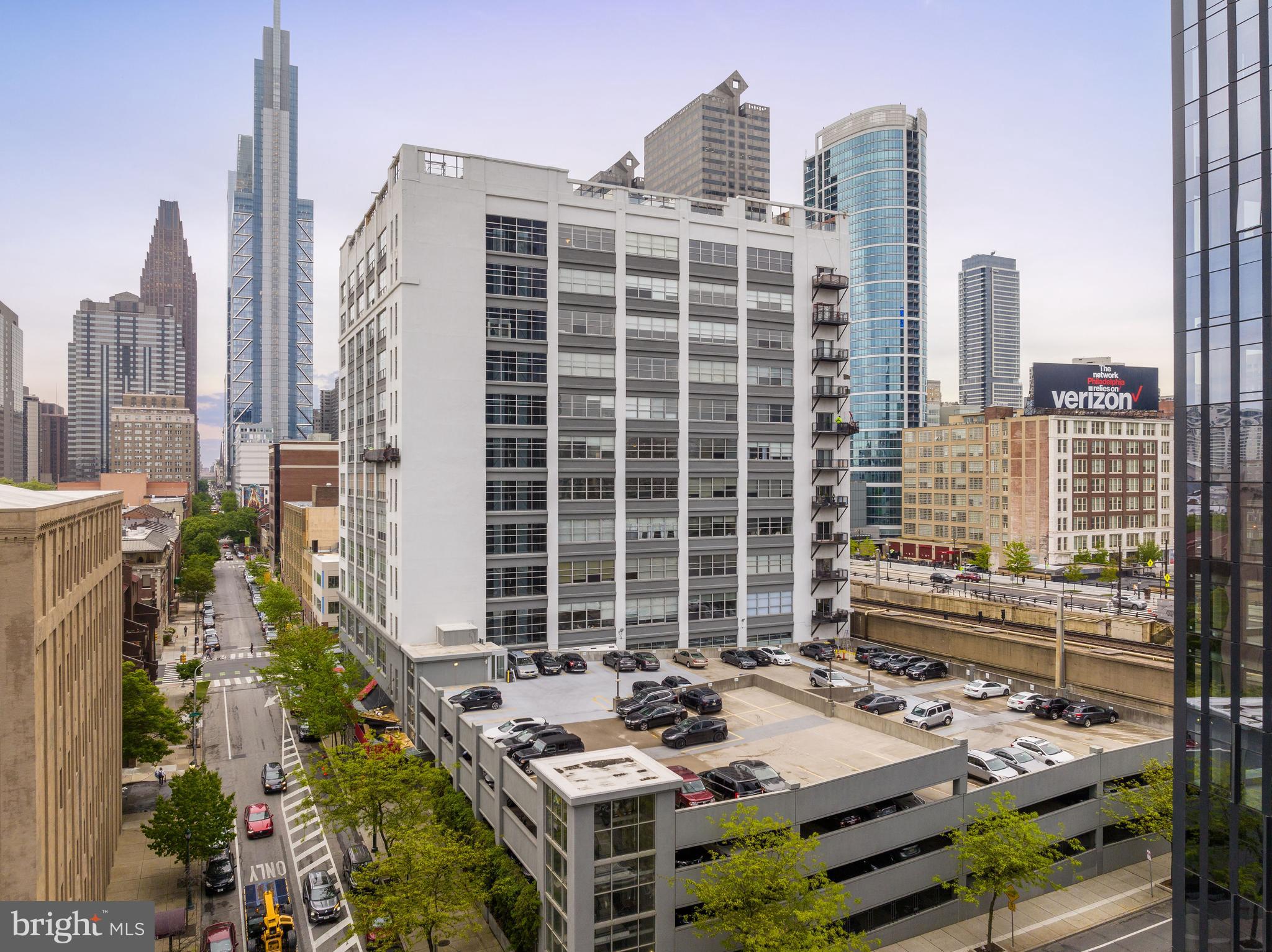 2200 ARCH STREET 28 503