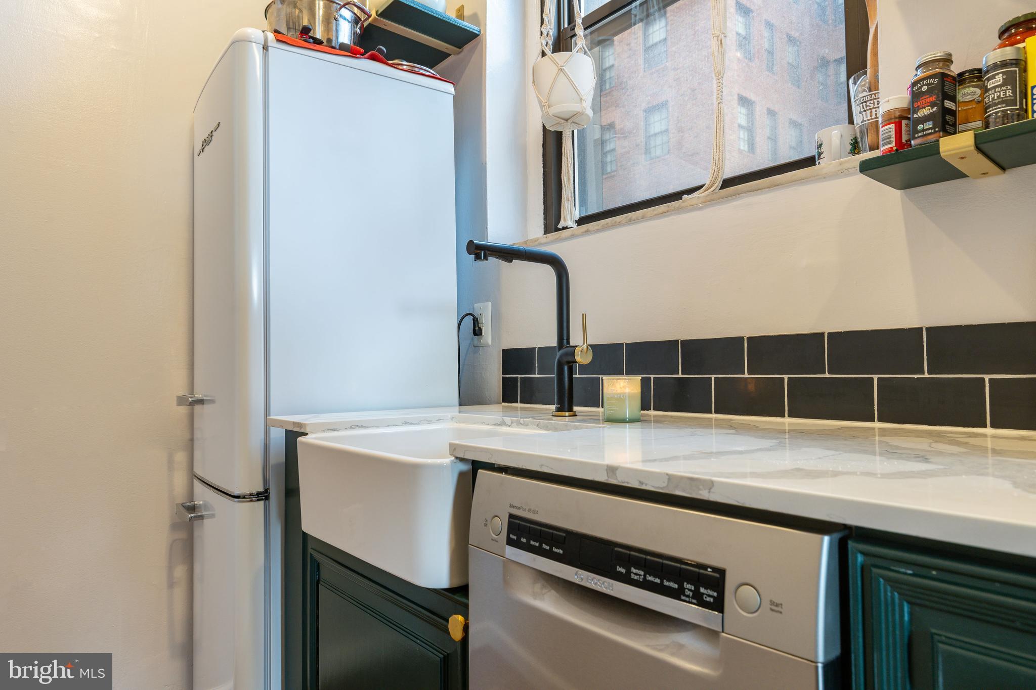 250 S 13TH STREET 3E