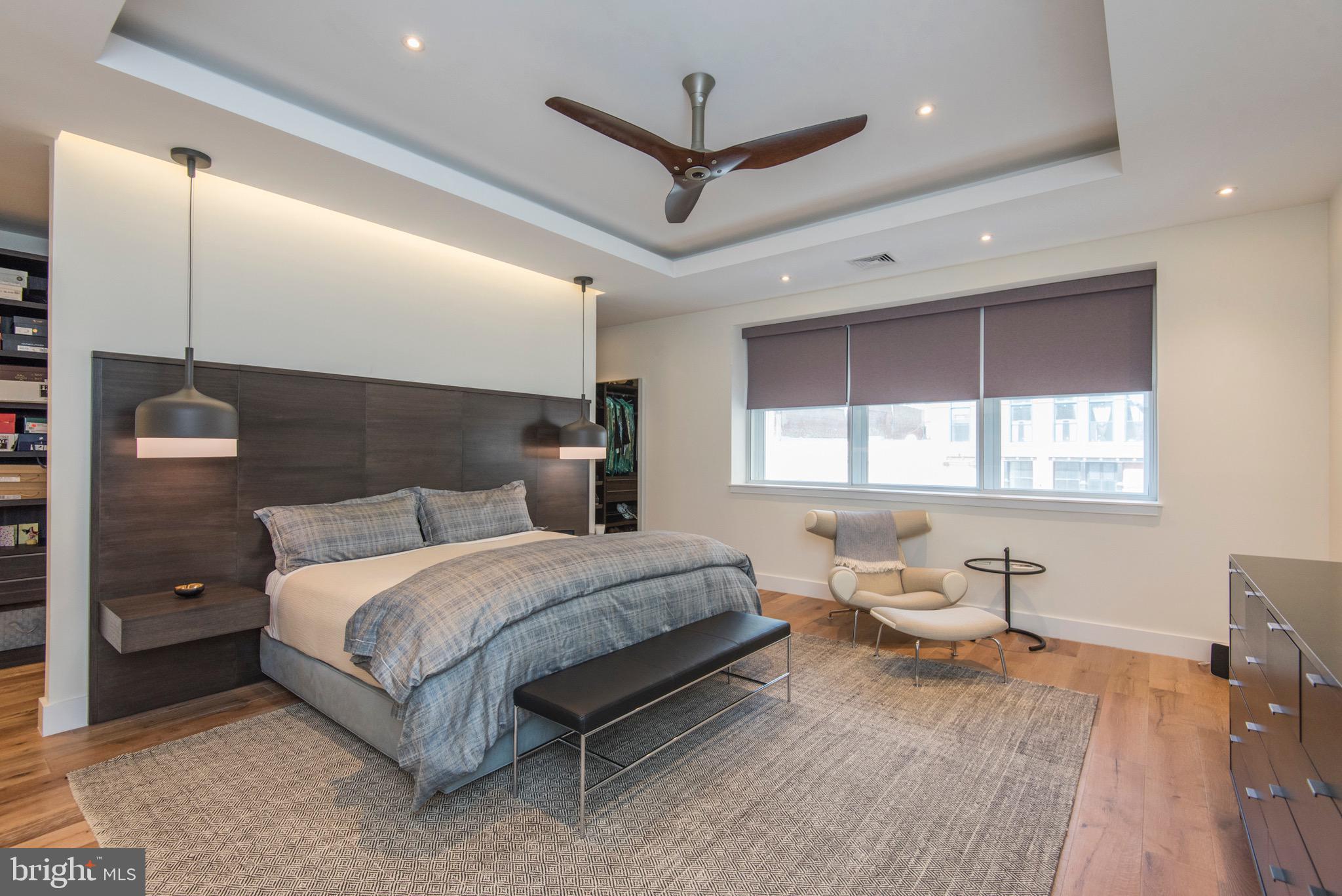 725 CHESTNUT STREET 2