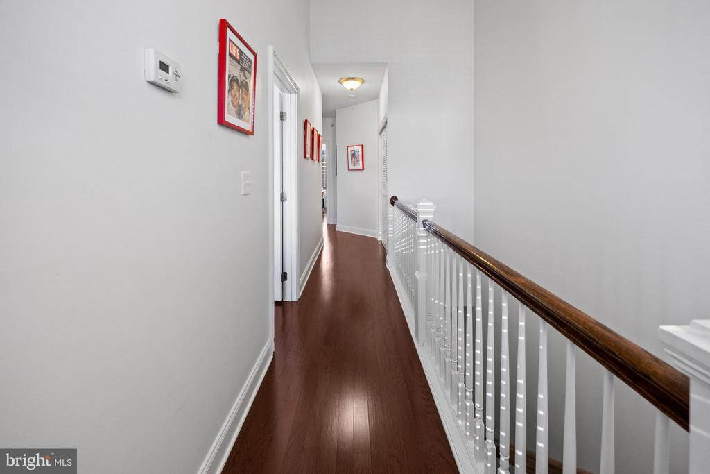 303 CAPTAINS WAY