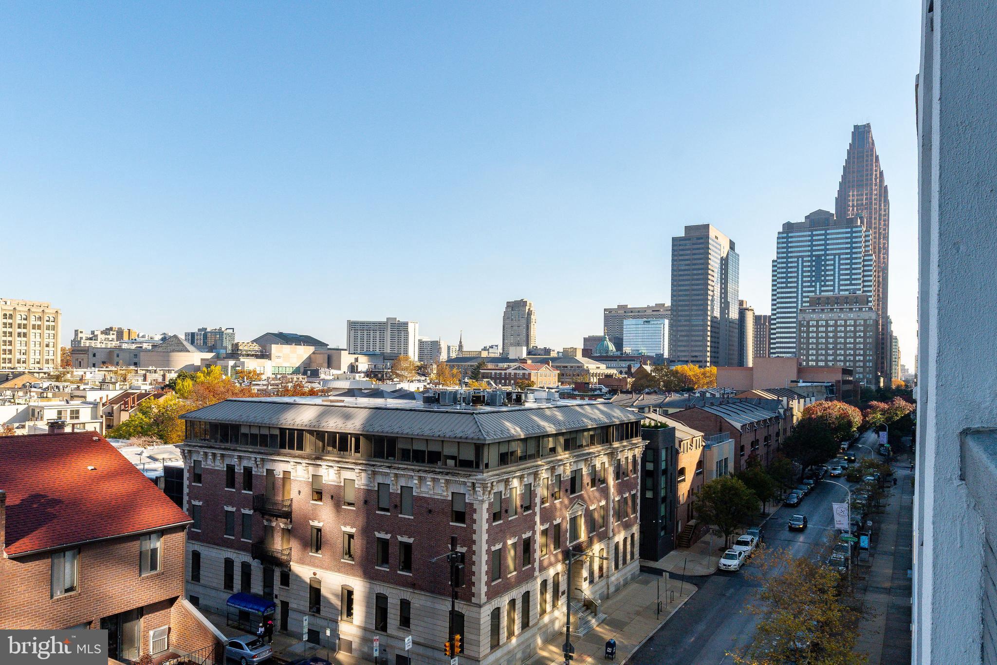 2200 ARCH STREET 28 503