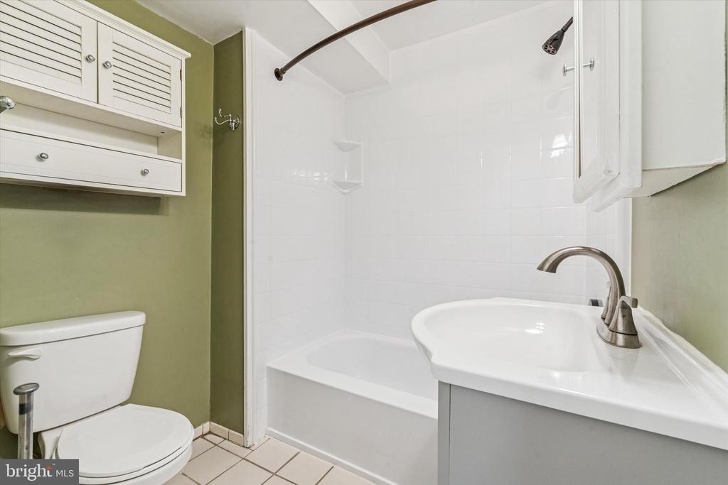 2019 SPRING GARDEN STREET 2F