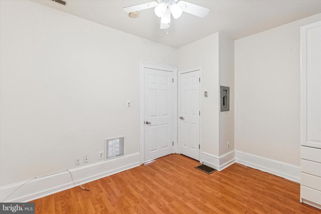 2019 SPRING GARDEN STREET 2F