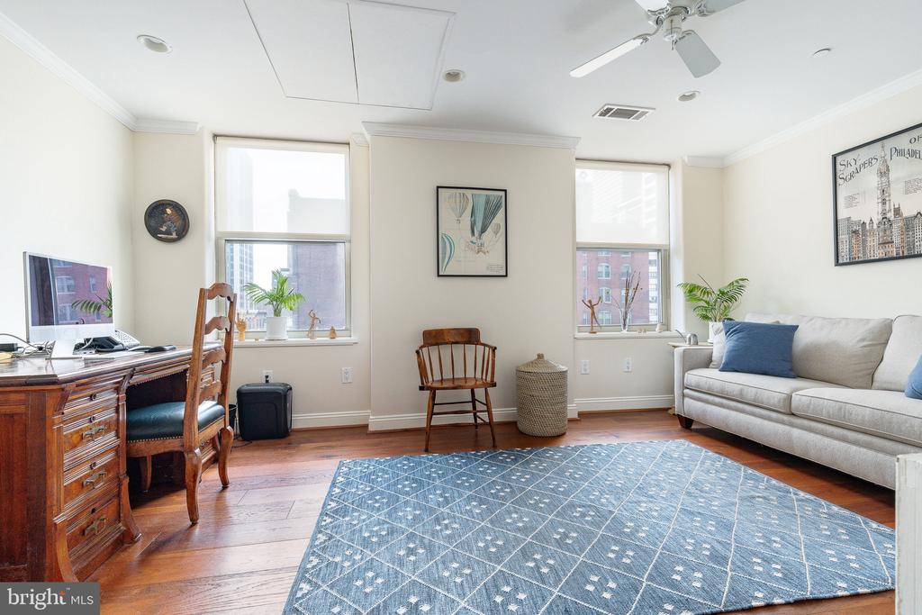 1737 CHESTNUT STREET 39 600