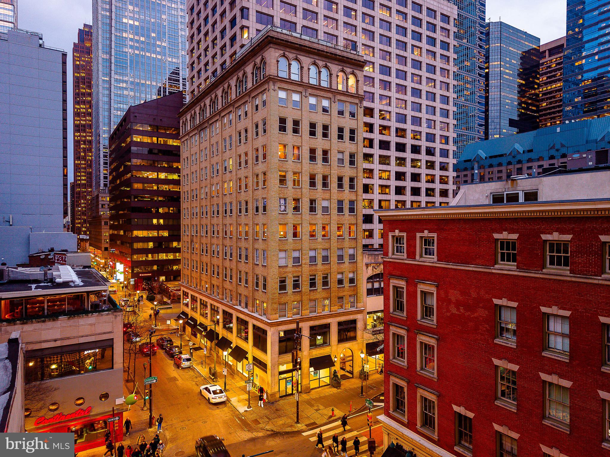 1737 CHESTNUT STREET 39 600