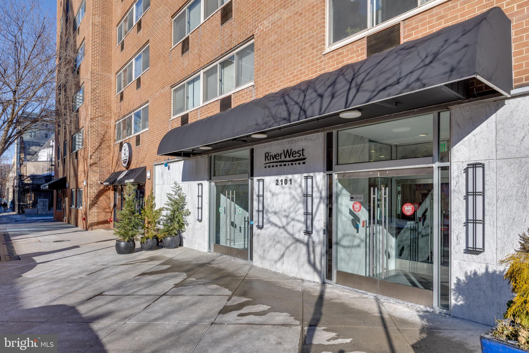 2101 CHESTNUT STREET 17 705