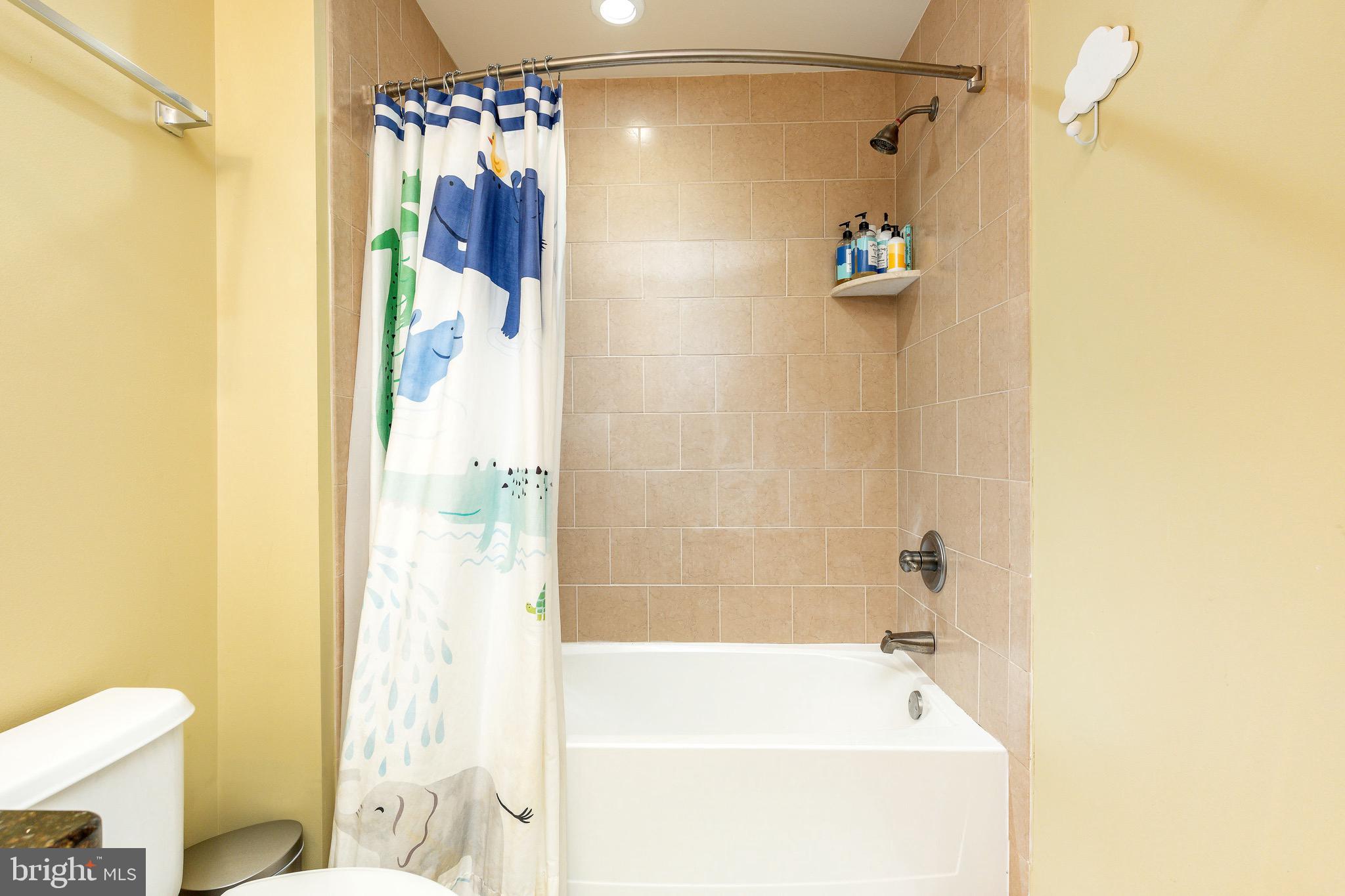 500 ADMIRALS WAY 214